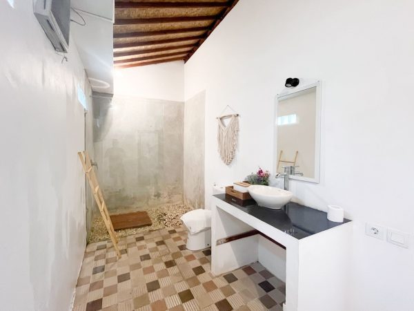 WhatsApp Image 2025-04-09 at 11.54.17 AM (1)