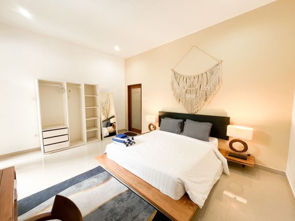 WhatsApp Image 2025-04-09 at 11.54.17 AM (2)