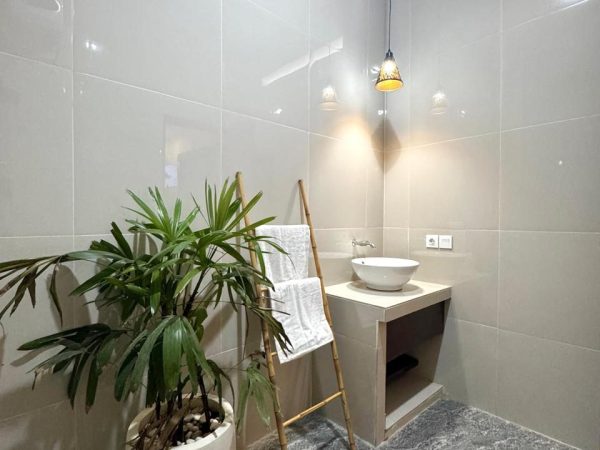 WhatsApp Image 2025-05-17 at 1.58.40 PM