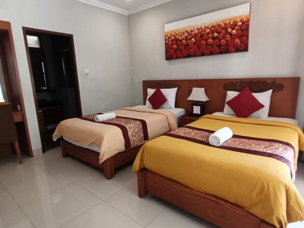 WhatsApp Image 2025-05-29 at 9.00.50 AM (1)