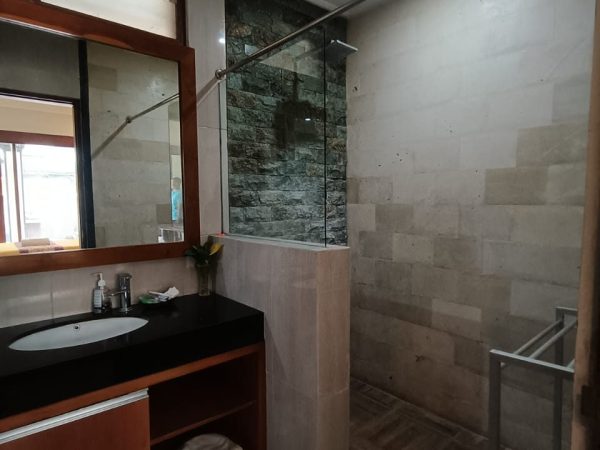 WhatsApp Image 2025-05-29 at 9.00.51 AM