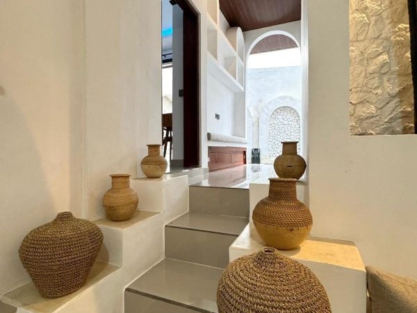 e92149d3-f2a4-4271-ba77-631e313f9d3f