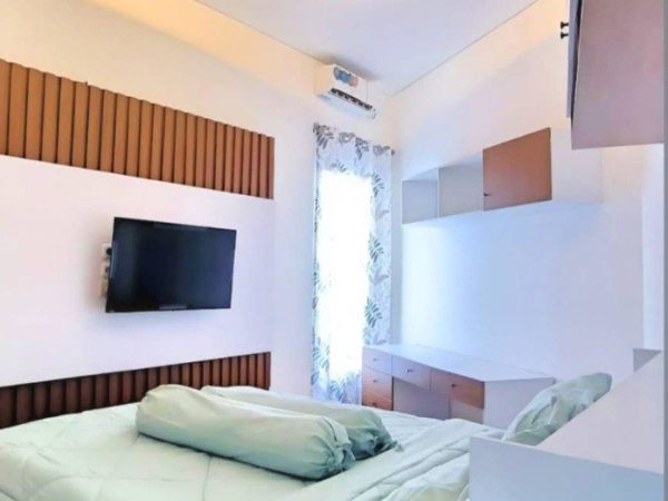 photo_6163466932813154013_y