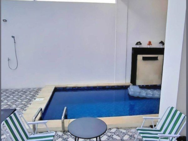 photo_6163466932813154014_y