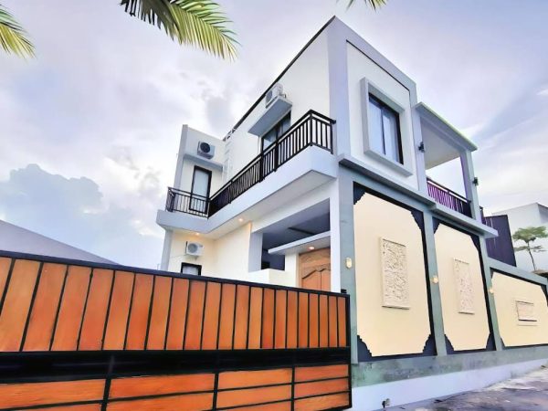 photo_6163466932813154022_y