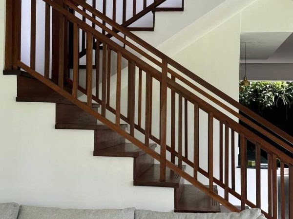 photo_6183970316410276236_y