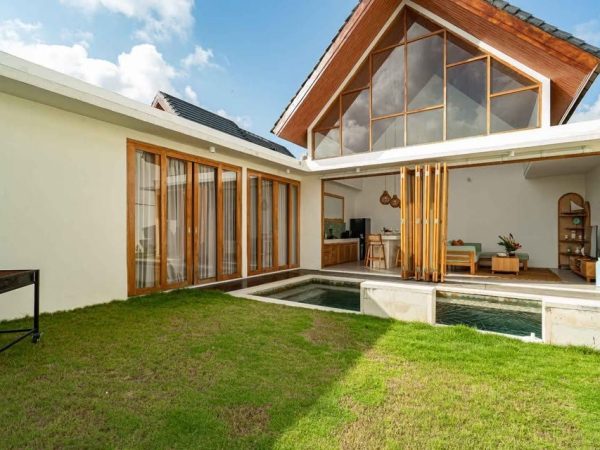 photo_6186214896383935561_y